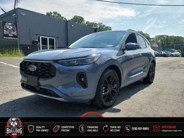 2025 FORD Escape