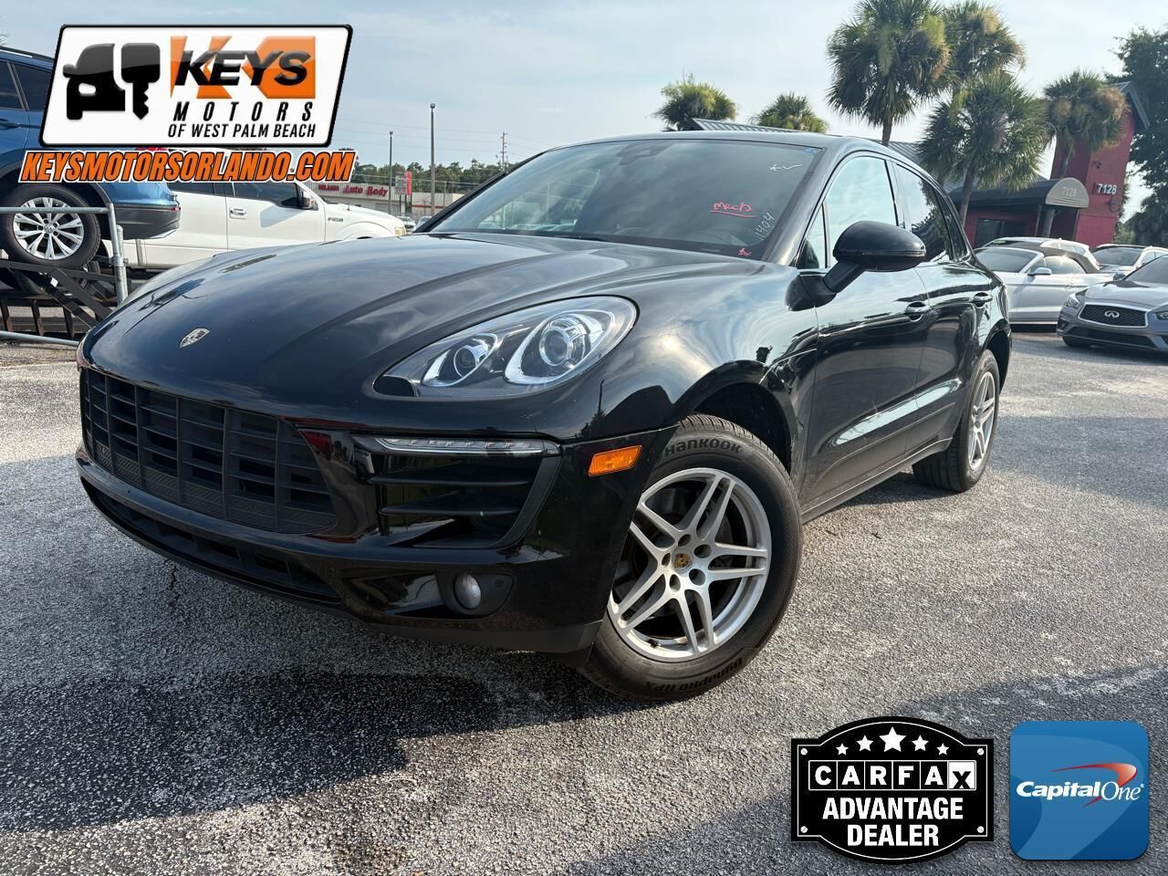 2017 PORSCHE Macan