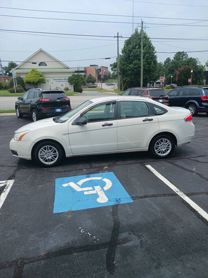2010 FORD Focus