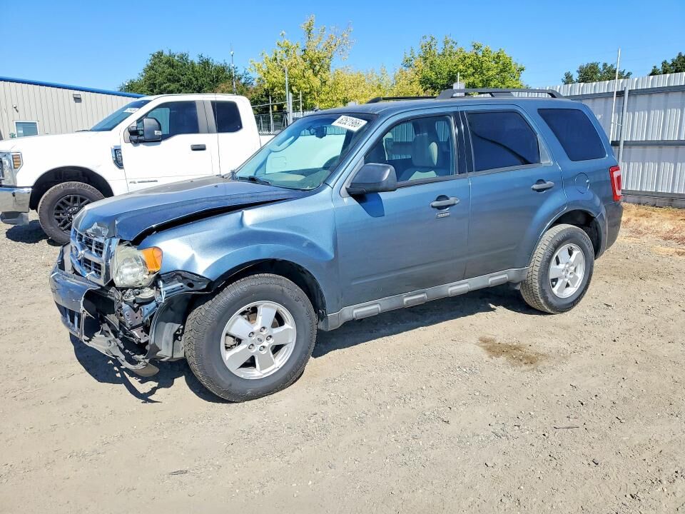2010 FORD Escape