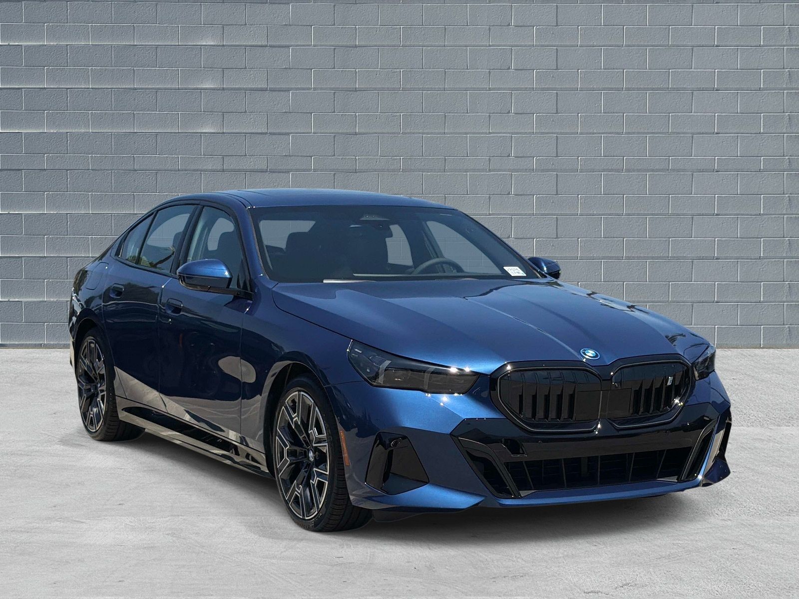 2027 BMW i5