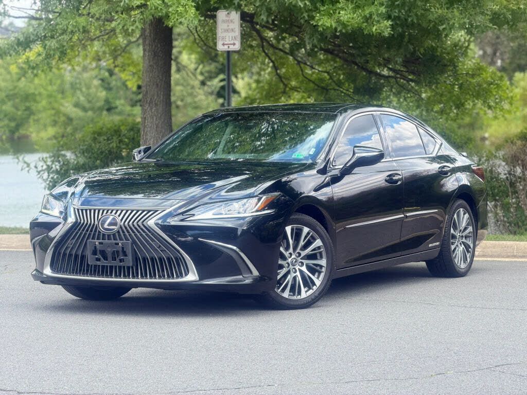 2020 LEXUS ES