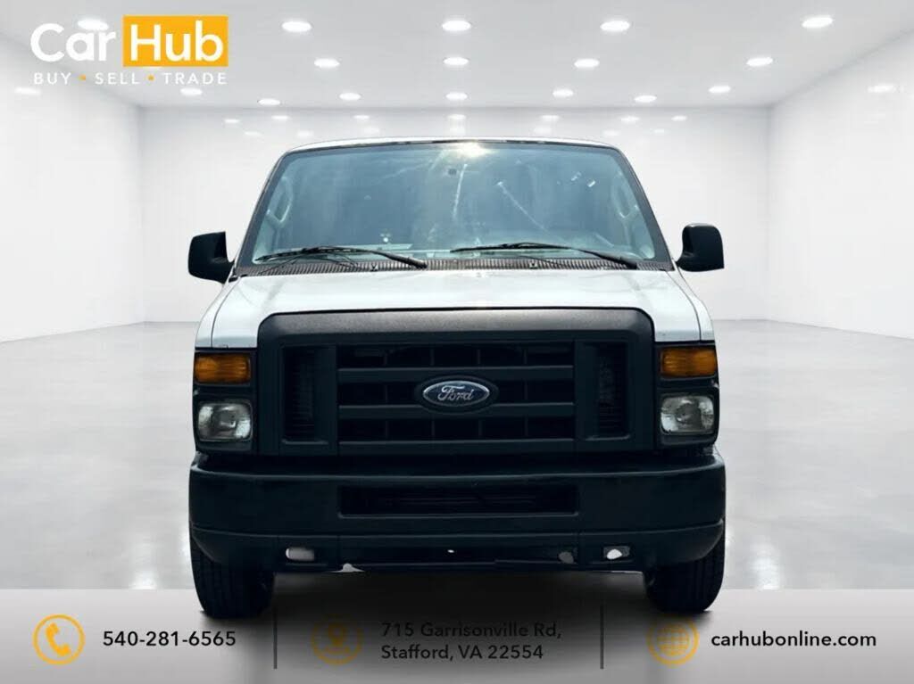 2011 FORD E-250