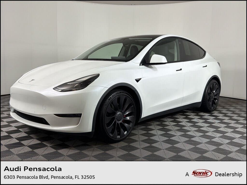 2022 TESLA Model Y