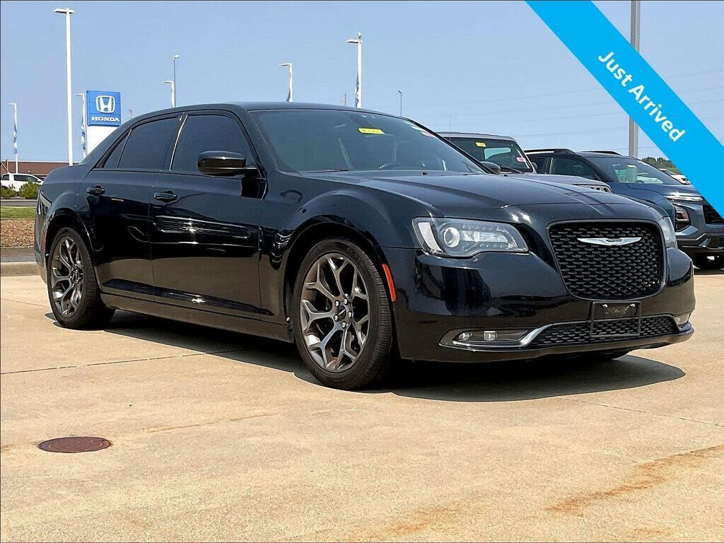 2015 CHRYSLER 300