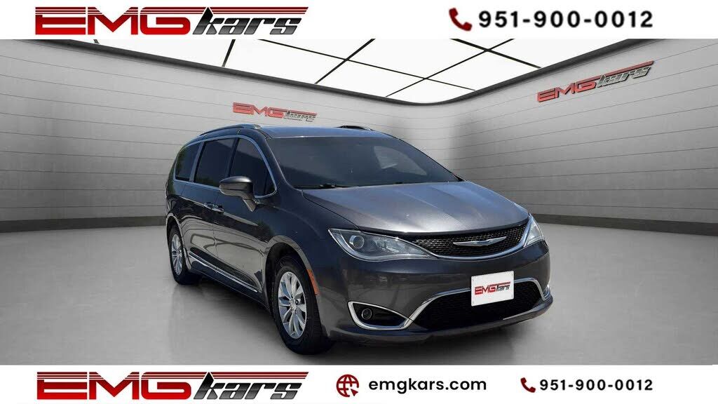 2019 CHRYSLER Pacifica