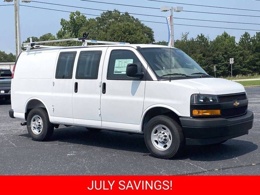 2026 CHEVROLET Express