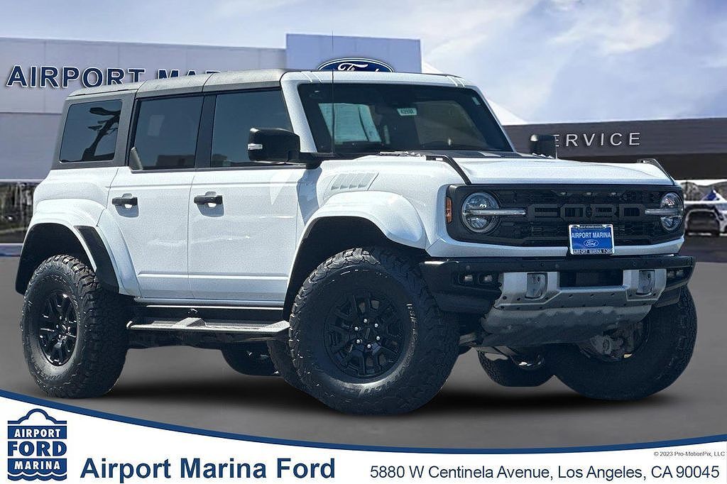 2024 FORD Bronco