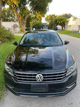 2016 VOLKSWAGEN Passat