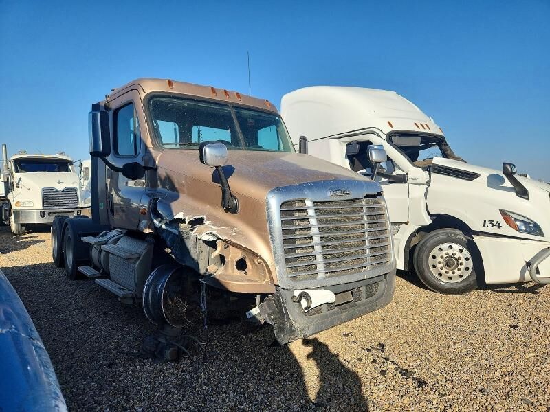 2015 FREIGHTLINER Cascadia