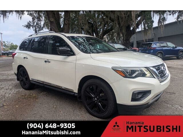 2017 NISSAN Pathfinder