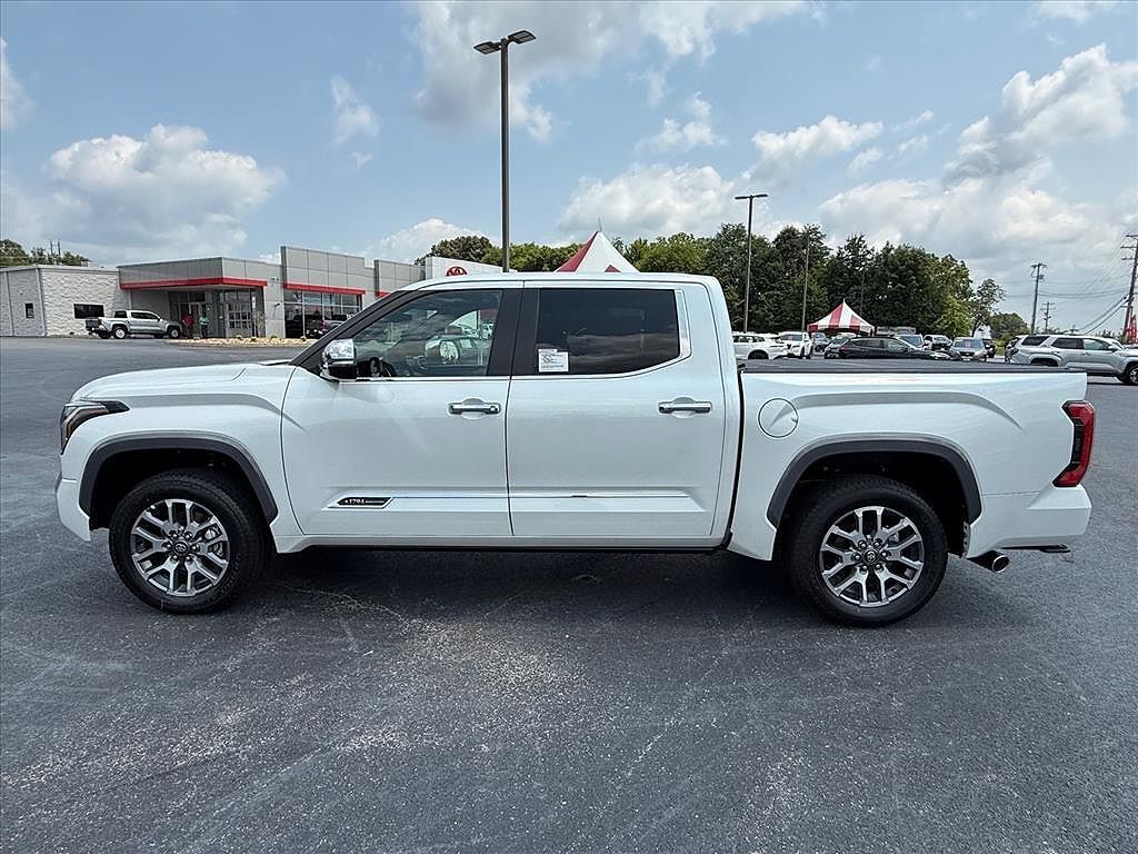 2026 TOYOTA Tundra