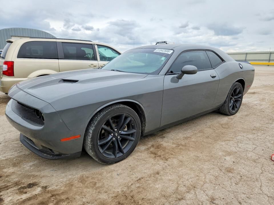 2017 DODGE Challenger