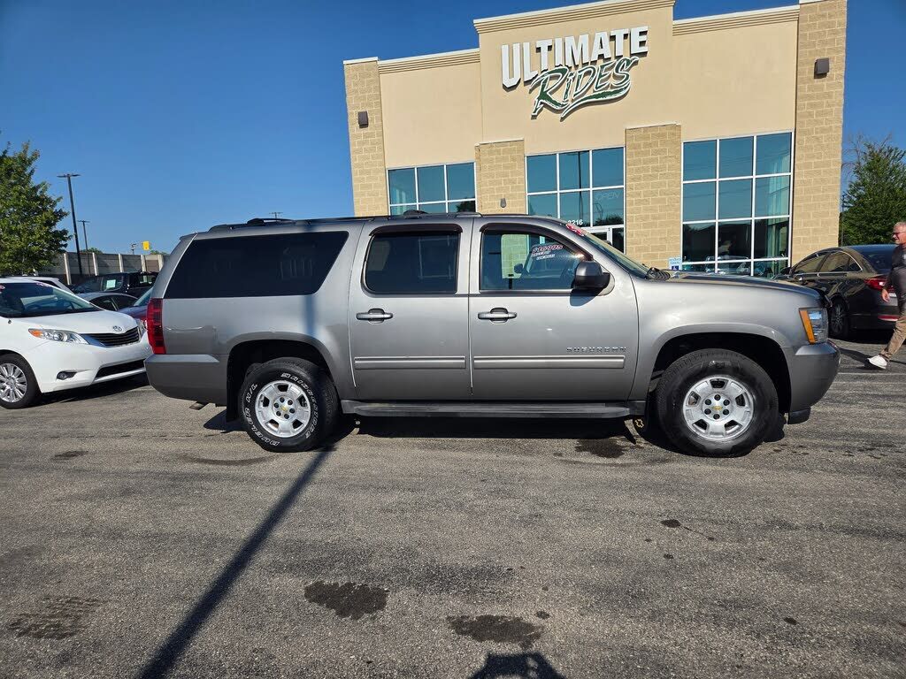2012 CHEVROLET Suburban