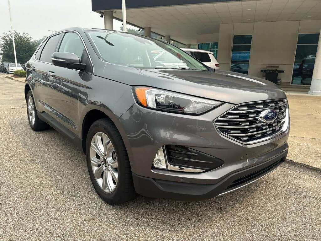 2023 FORD Edge