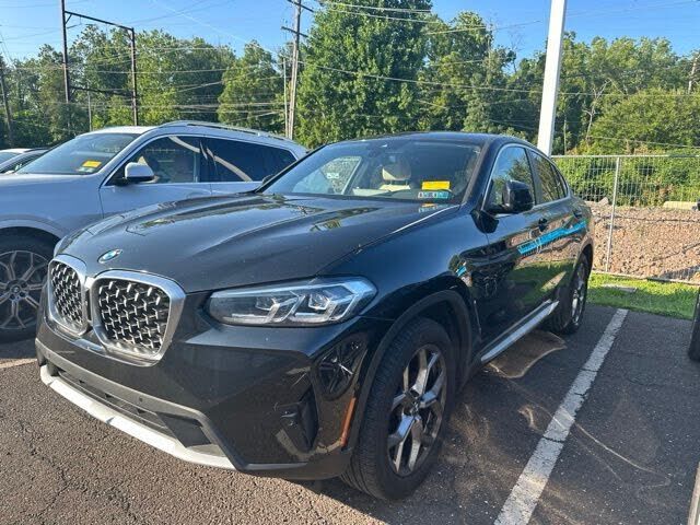 2023 BMW X4