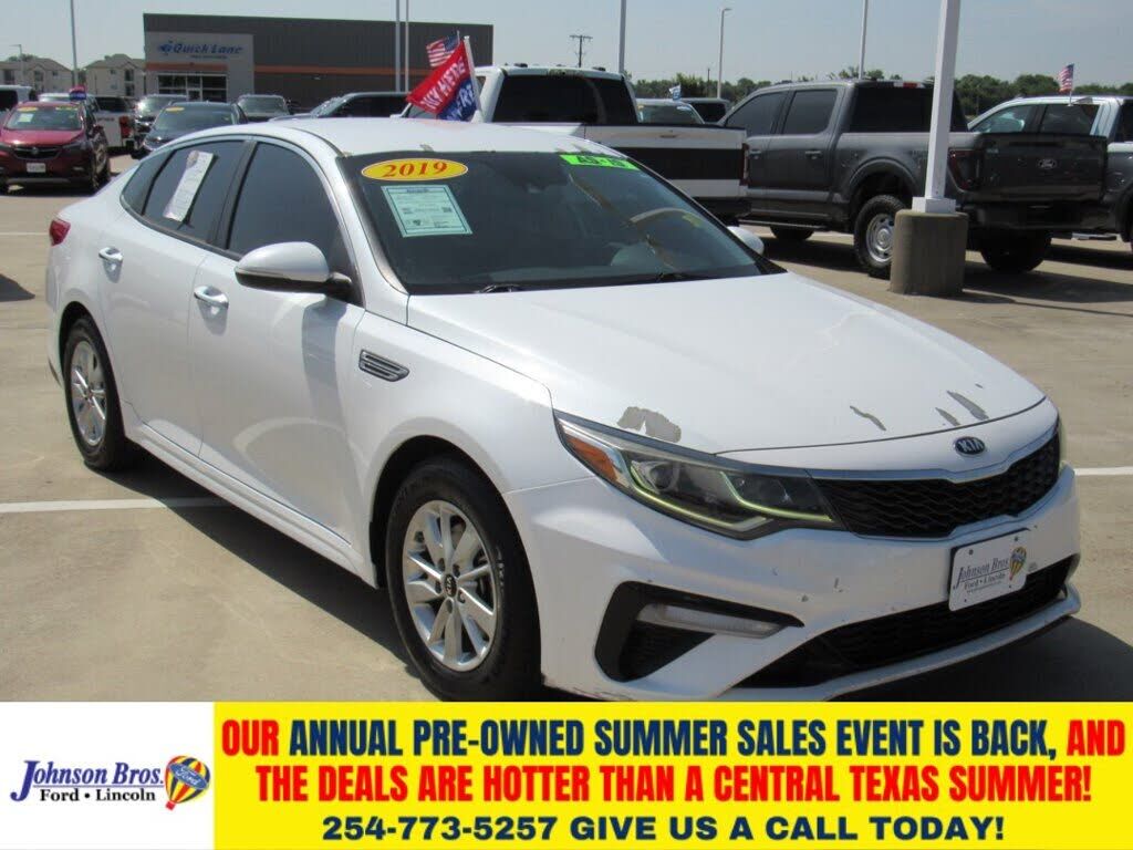 2019 KIA Optima