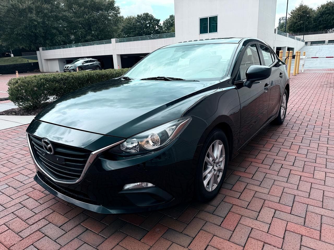 2017 MAZDA Mazda3
