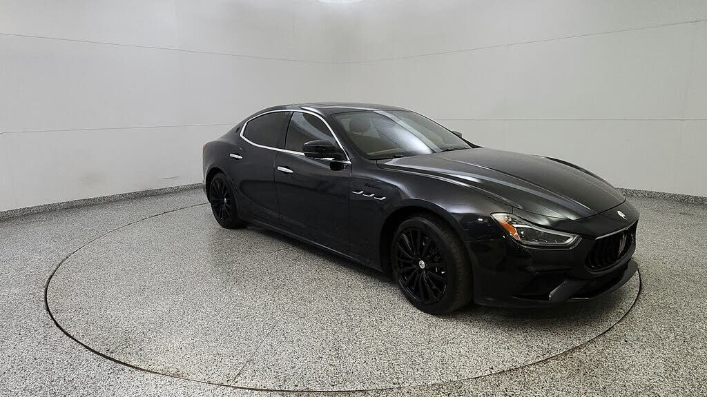 2023 MASERATI Ghibli