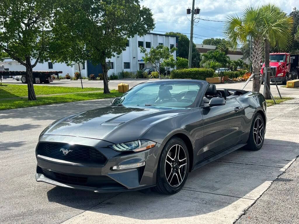 2019 FORD Mustang