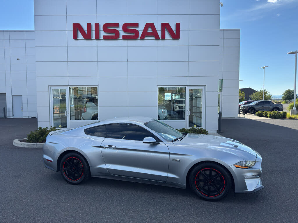 2020 FORD Mustang
