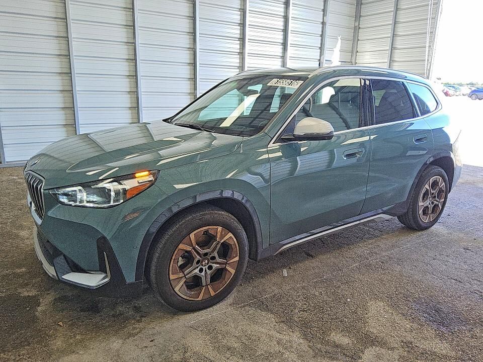 2024 BMW X1