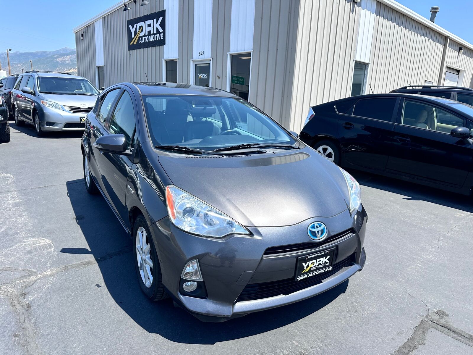 2013 TOYOTA Prius