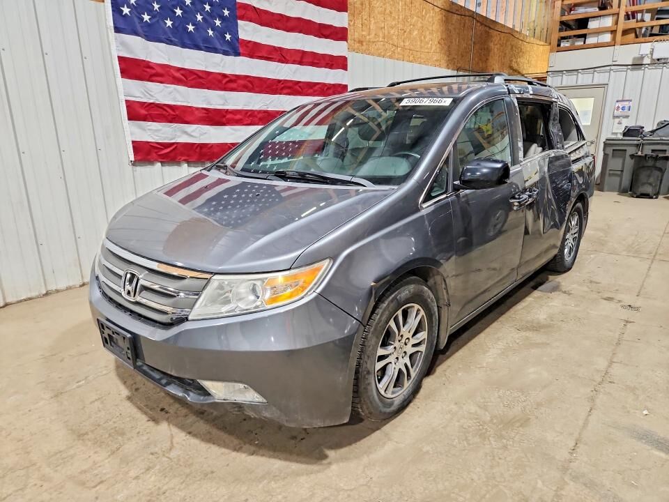 2013 HONDA Odyssey