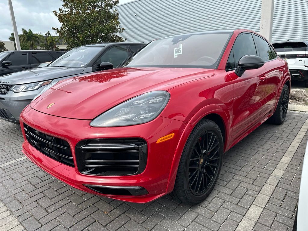 2023 PORSCHE Cayenne