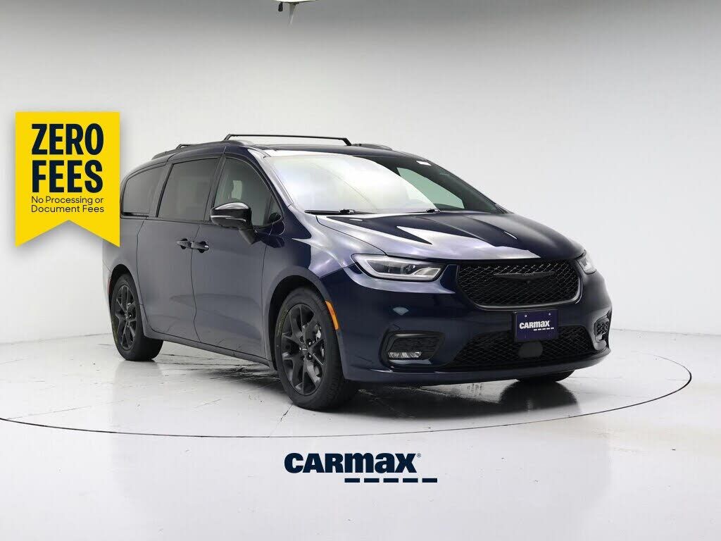 2023 CHRYSLER Pacifica