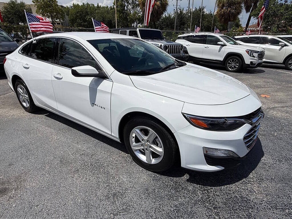 2024 CHEVROLET Malibu