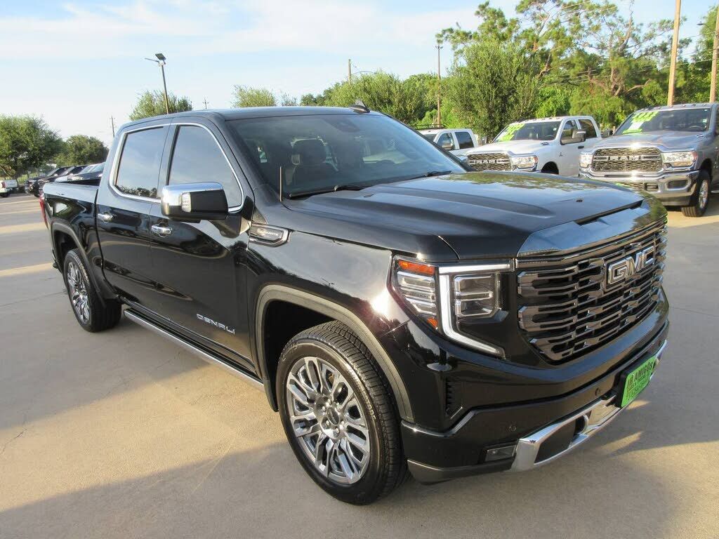 2023 GMC Sierra