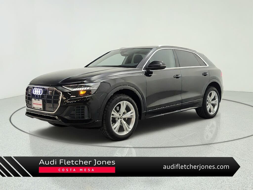 2023 AUDI Q8