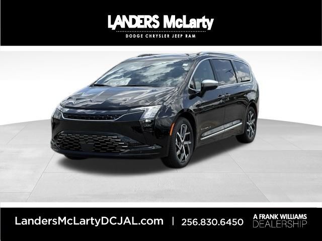 2027 CHRYSLER Pacifica