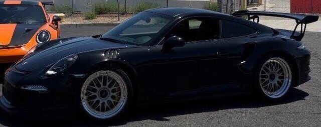 2016 PORSCHE 911