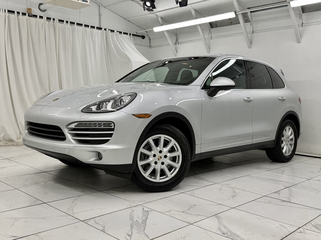 2013 PORSCHE Cayenne