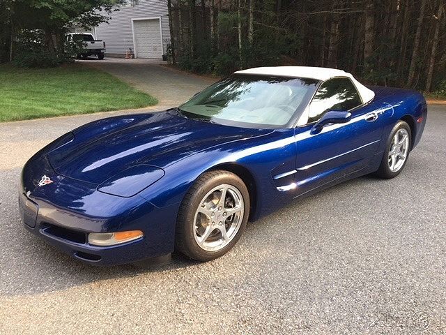 2004 CHEVROLET Corvette