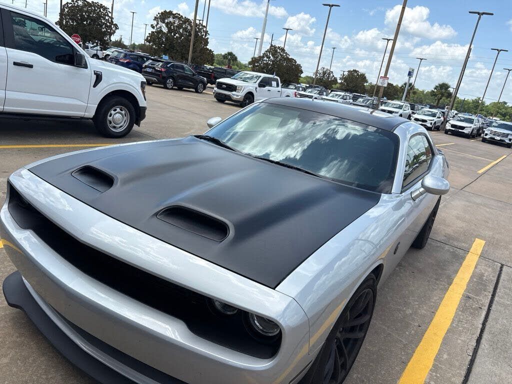 2023 DODGE Challenger