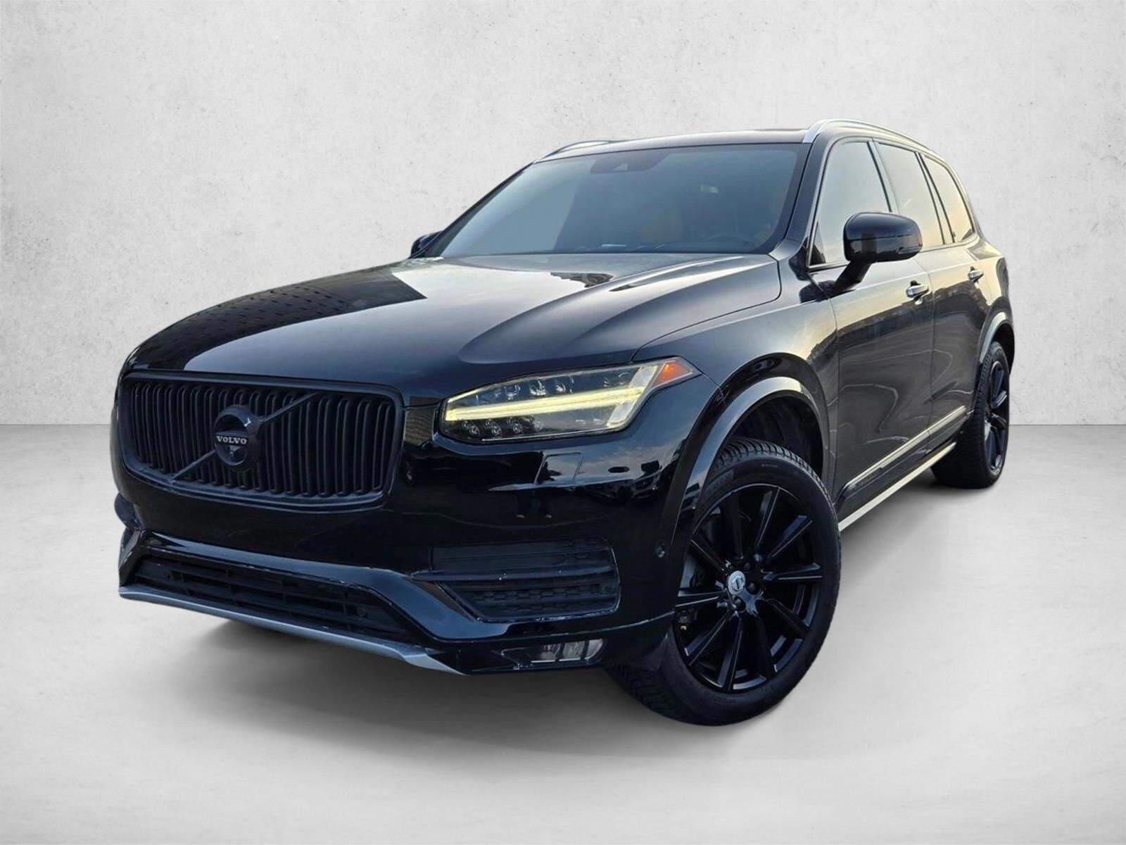 2018 VOLVO XC90