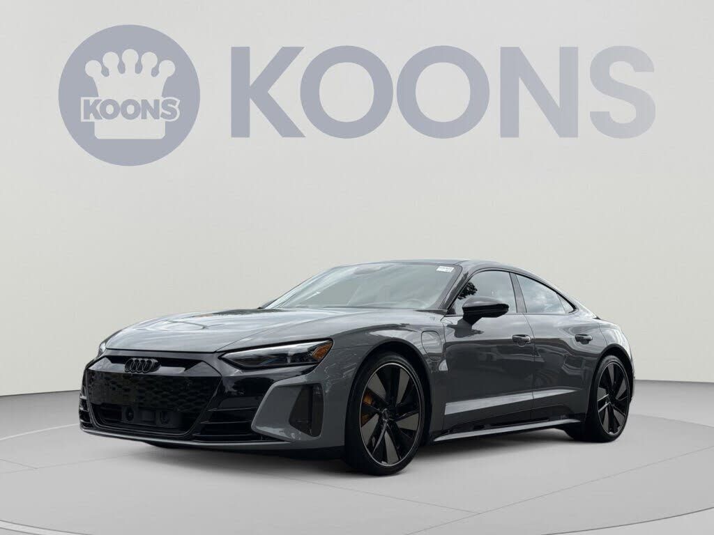 2022 AUDI e-tron