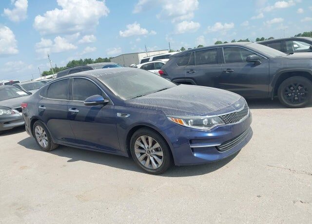 2017 KIA Optima