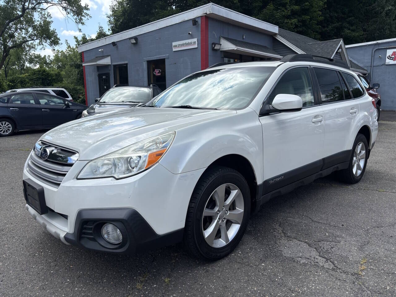 2014 SUBARU Outback