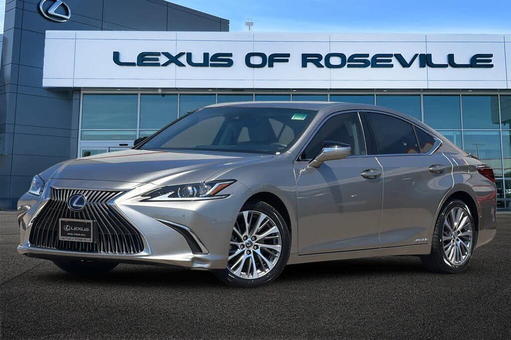 2021 LEXUS ES
