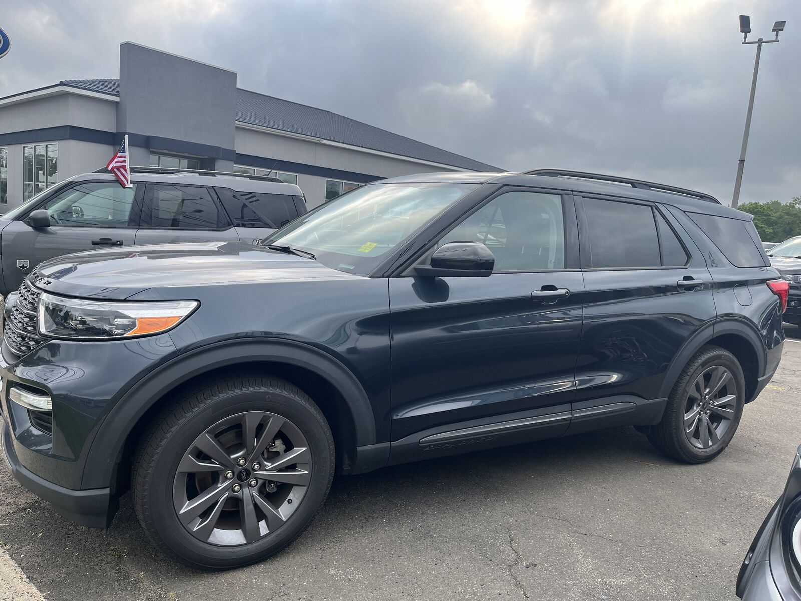 2022 FORD Explorer
