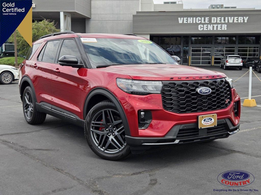 2025 FORD Explorer