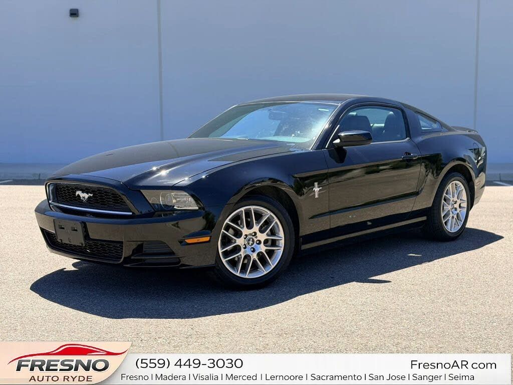 2013 FORD Mustang