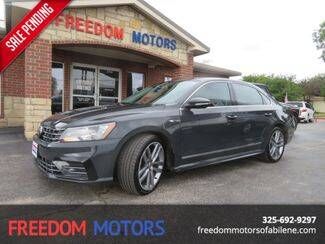 2017 VOLKSWAGEN Passat
