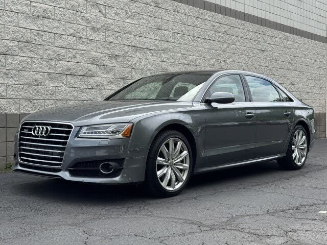 2016 AUDI A8