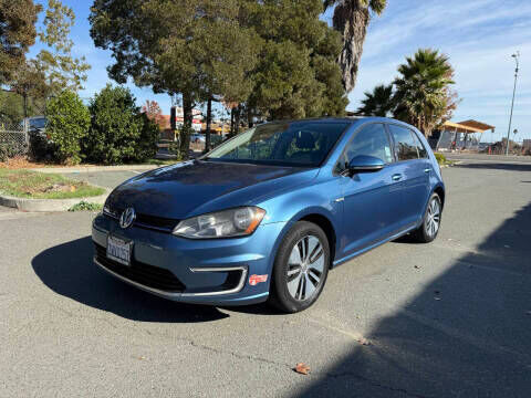 2016 VOLKSWAGEN e-Golf