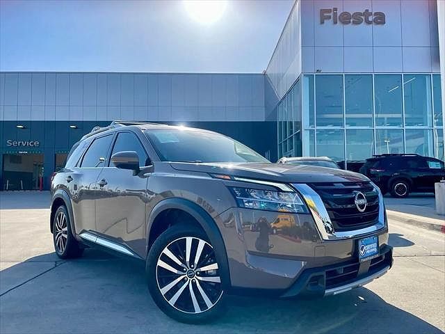 2024 NISSAN Pathfinder